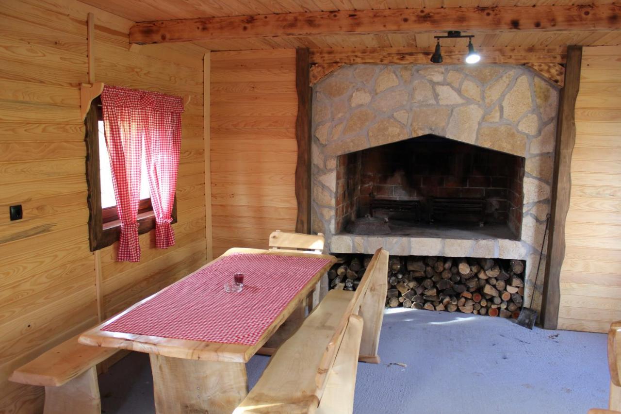 Holiday home Kuca Za Odmor Segota *